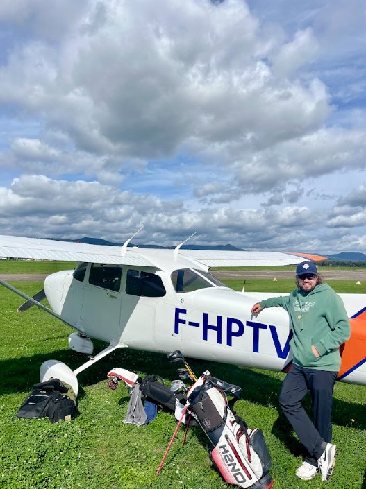 Nicolas beside the Cessna 172 at Colmar